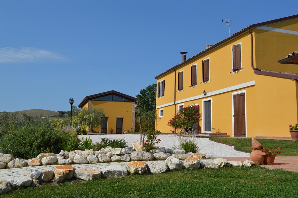 Vila Agriturismo Tenuta Belvedere Belvedere Ostrense Exteriér fotografie