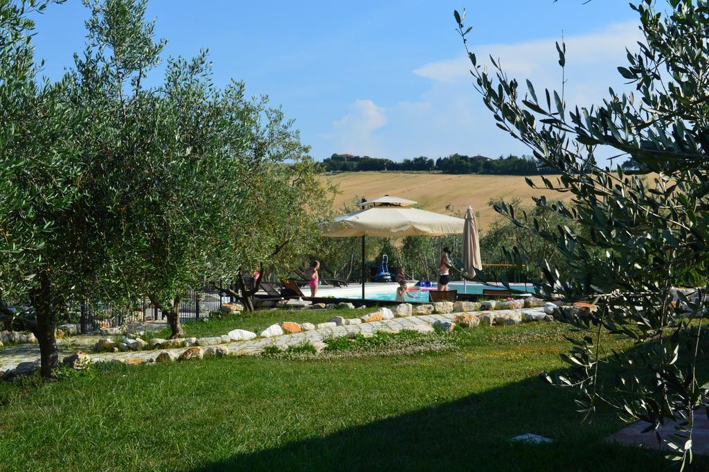 Vila Agriturismo Tenuta Belvedere Belvedere Ostrense Exteriér fotografie